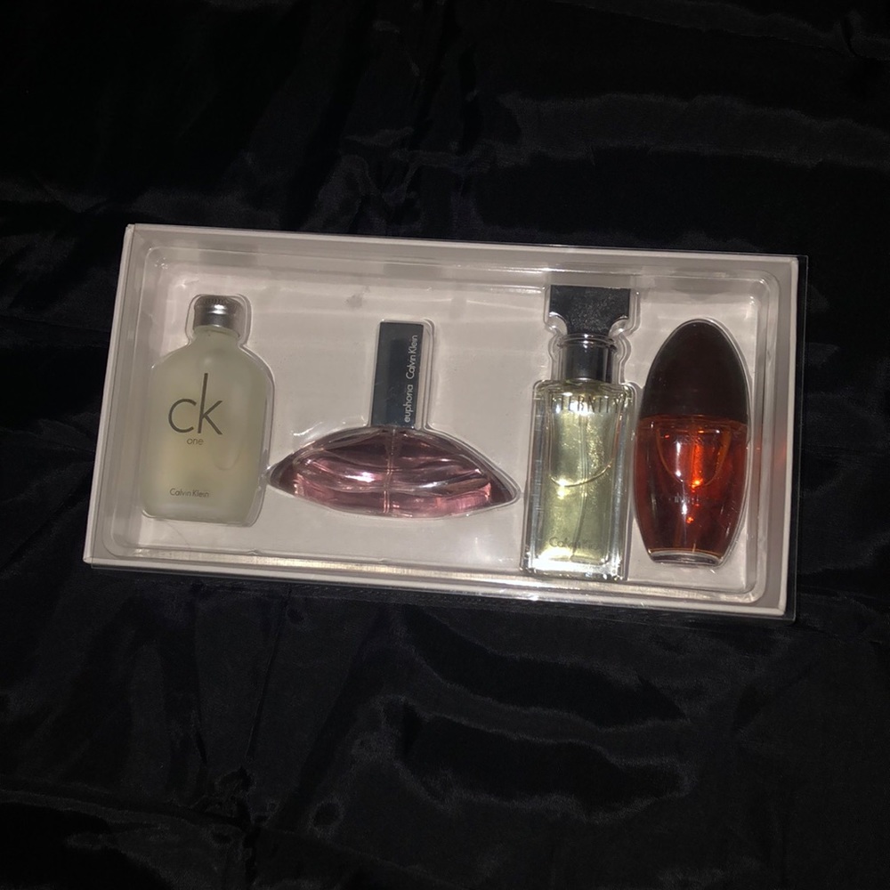 Small Calvin Klein Perfume Mini Set